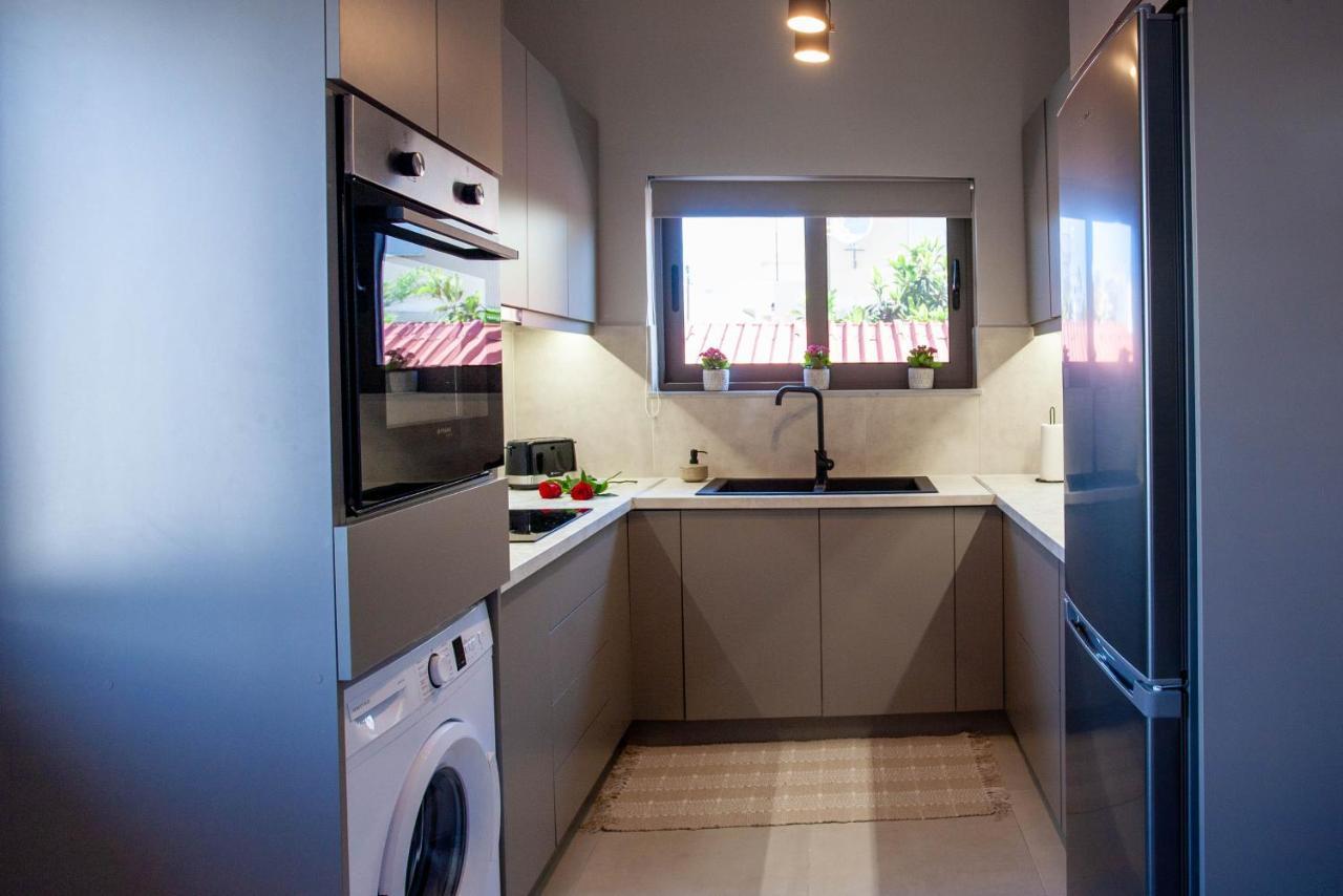 Makel Apartment Hriszí Aktí Haniá Kültér fotó